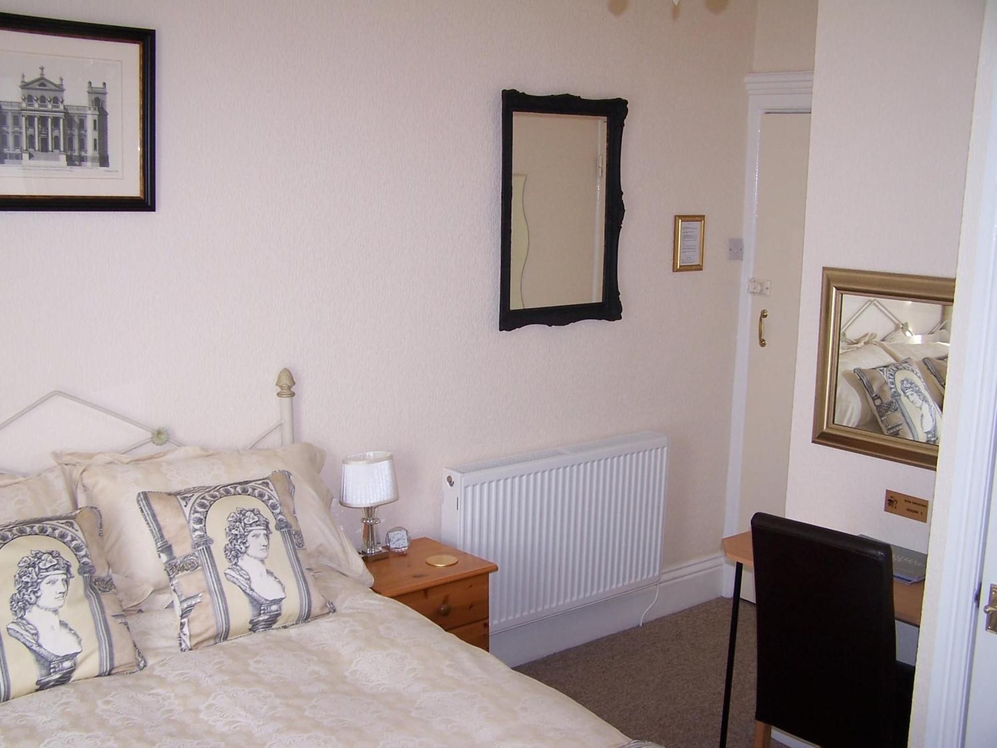 The Carmen Guesthouse (Adults Only) Llandudno Eksteriør billede